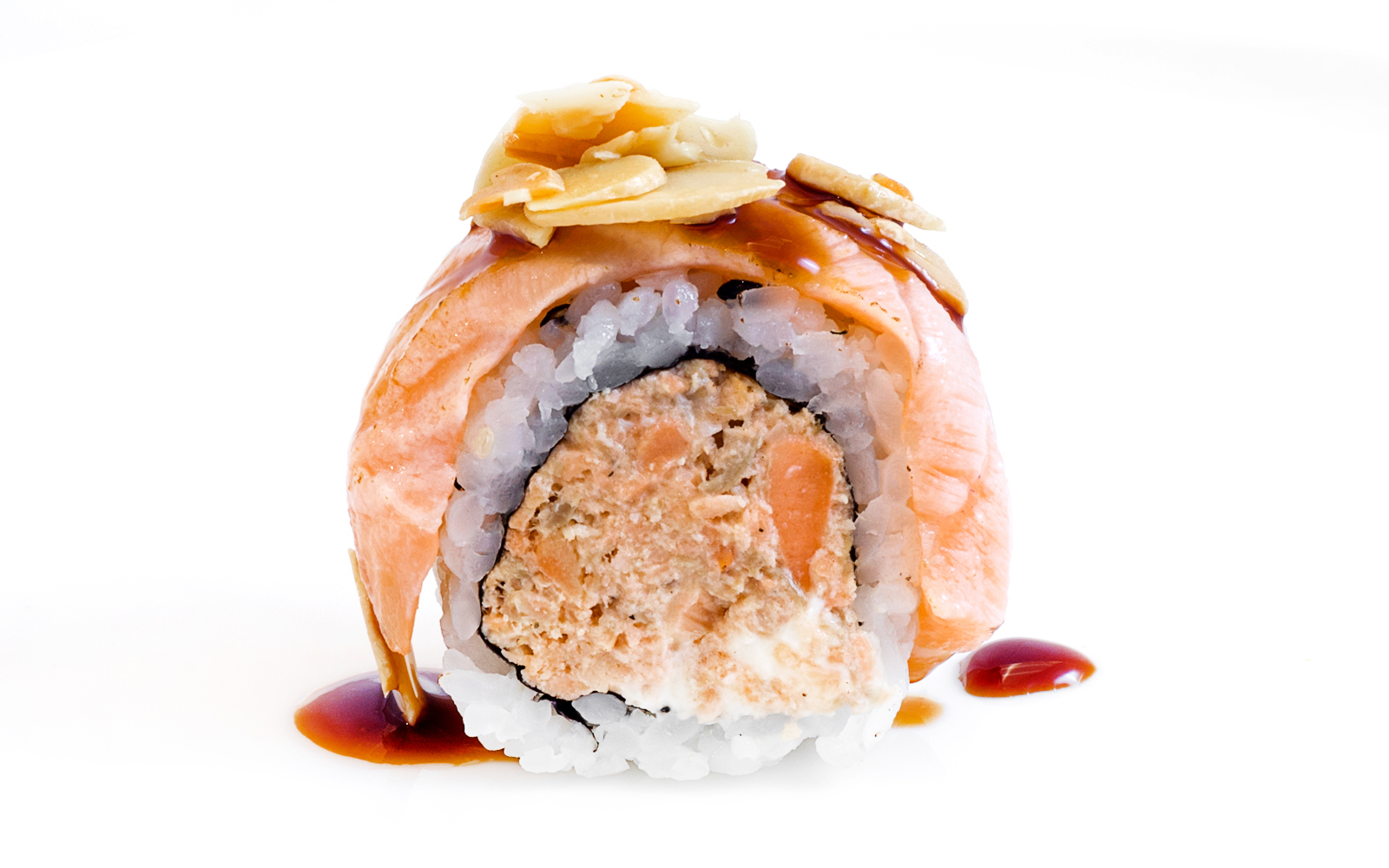 Mandorle Sake Roll